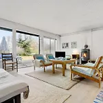 3 Bedroom Stunning In *