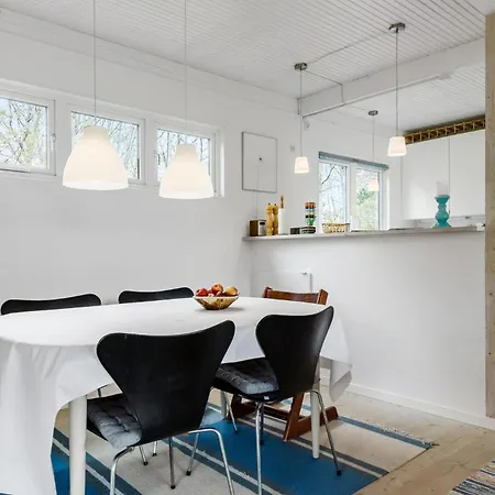 בית נופש 3 Bedroom Stunning In Vejby