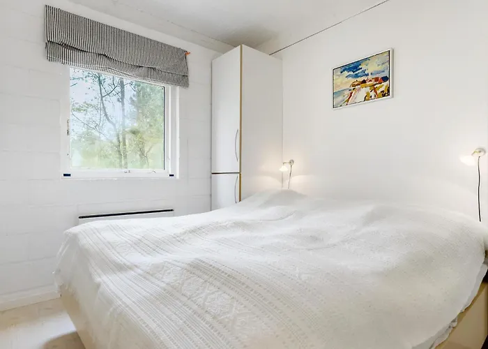 3 Bedroom Stunning In Ferienhaus *