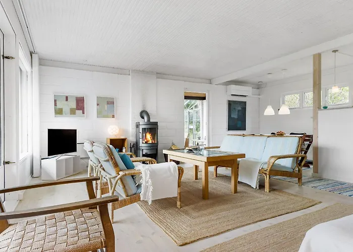 3 Bedroom Stunning In Ferienhaus *