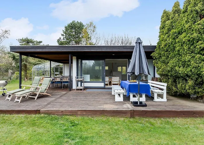 3 Bedroom Stunning In *